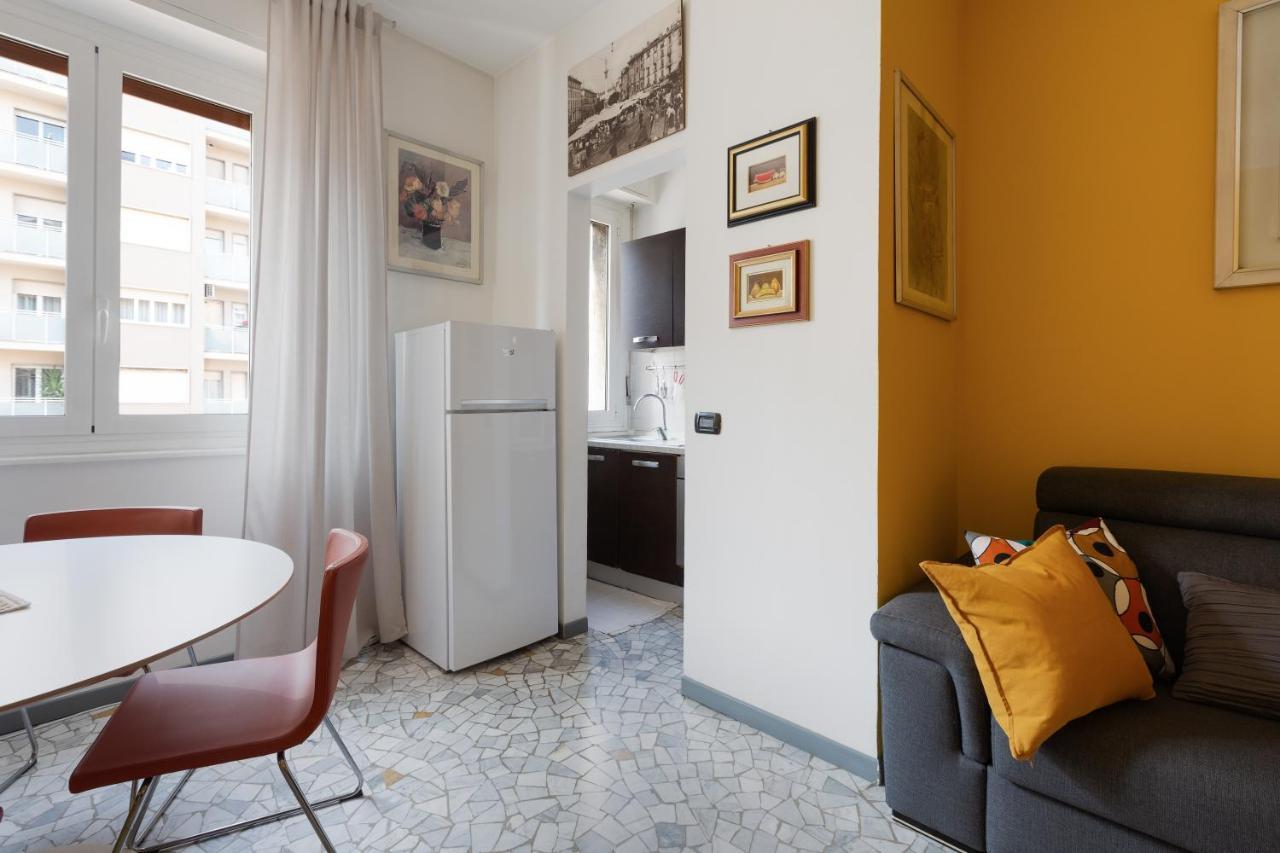 Apartment With Balcony - 50 M Far From M1 Pasteur Milão Exterior foto